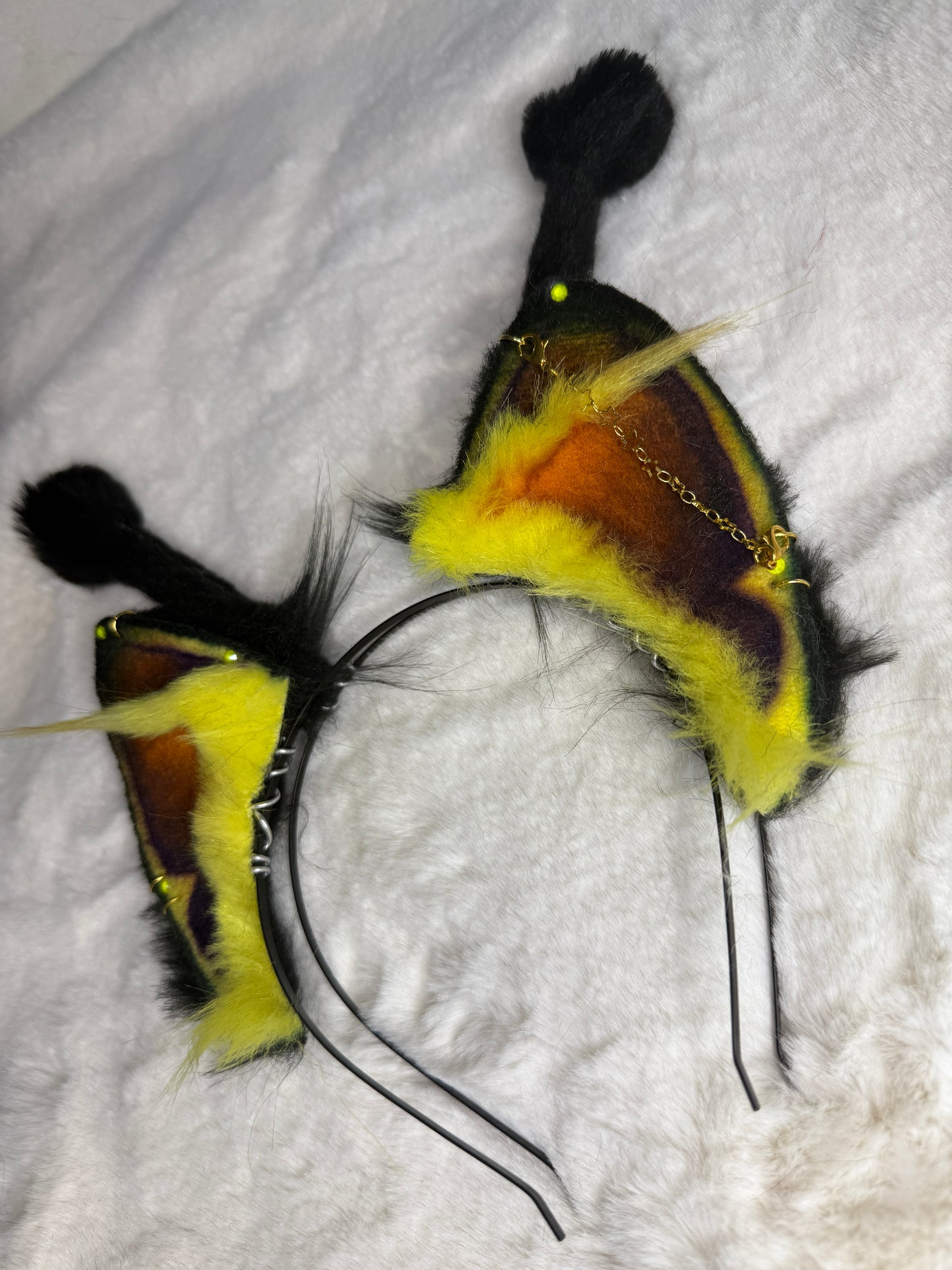 Yellow Glorp Alien Cat With Antennae